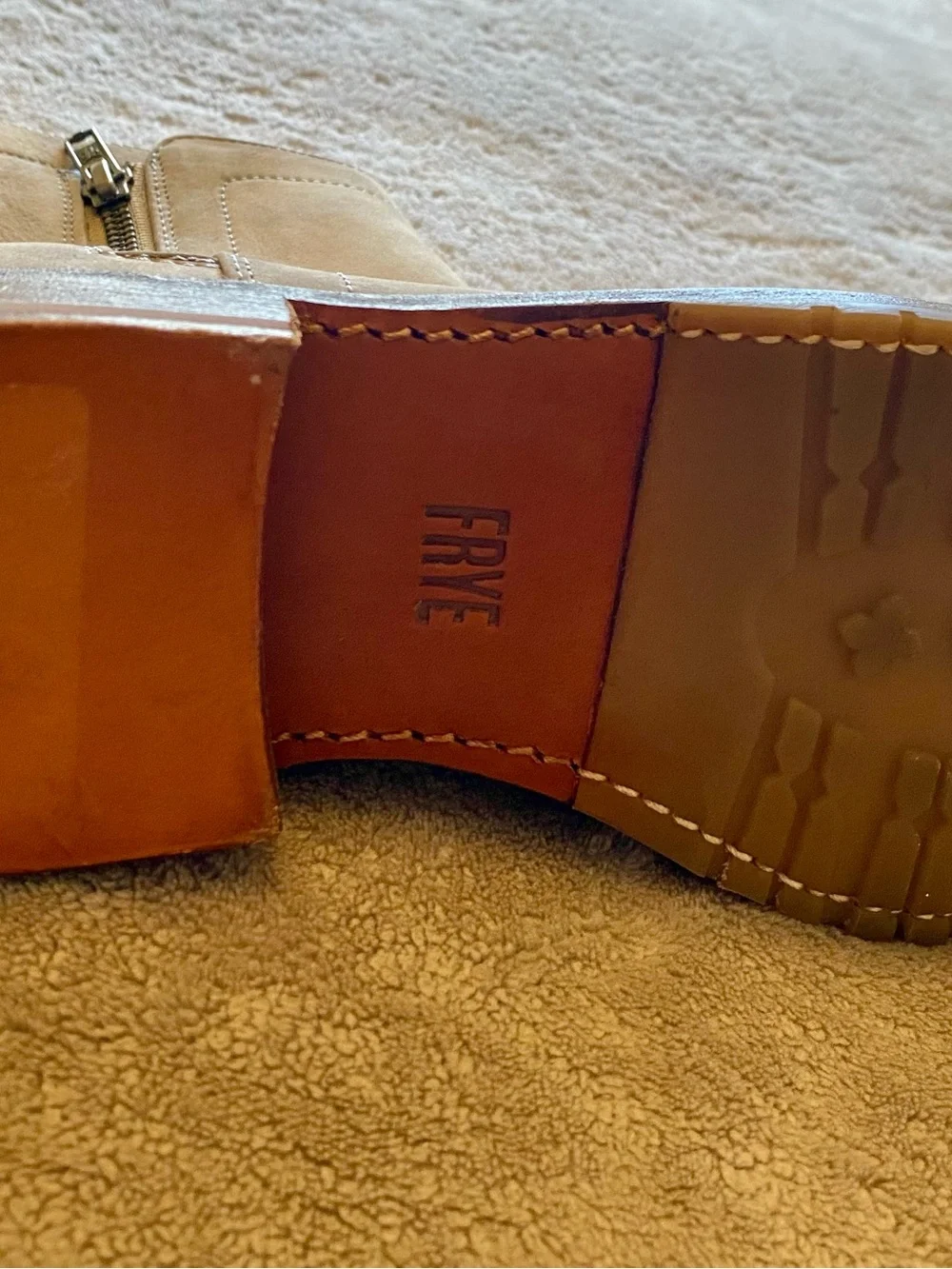 *NEW* FRYE Women’s “Natalie” Double Zip Gray Nubuck Leather Ankle Boots—Sz 9.5